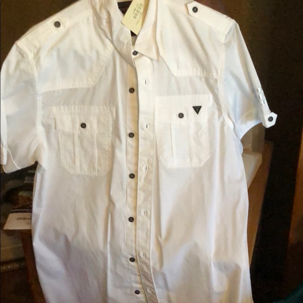 Guess men white shirt M